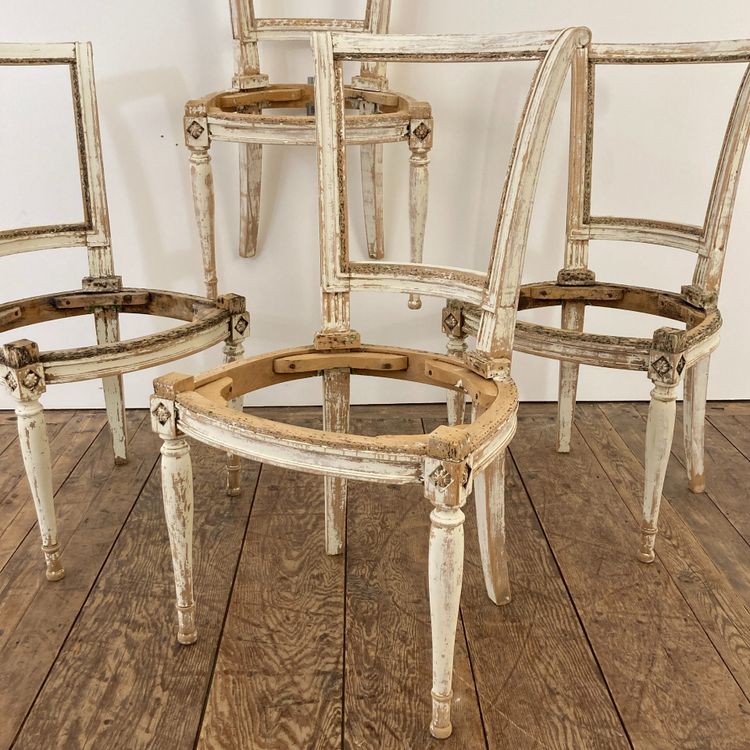 Série de 4 chaises de style  Directoire