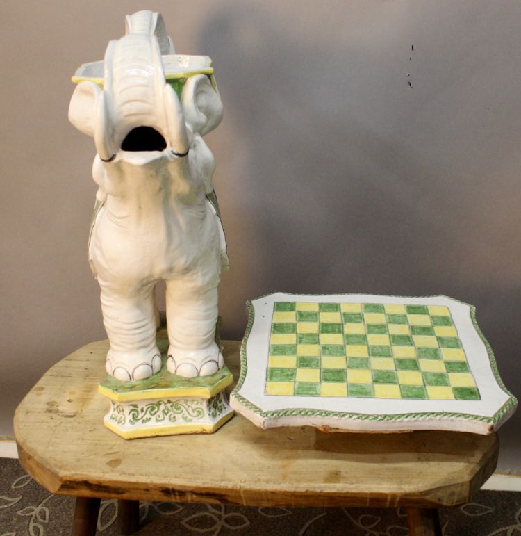 Sella a scacchi in ceramica Double Elephant