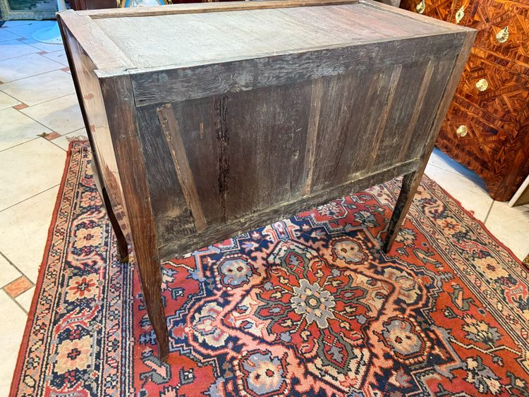 COMMODE DITE SAUTEUSE LOUIS XV TRANSITION 18ème