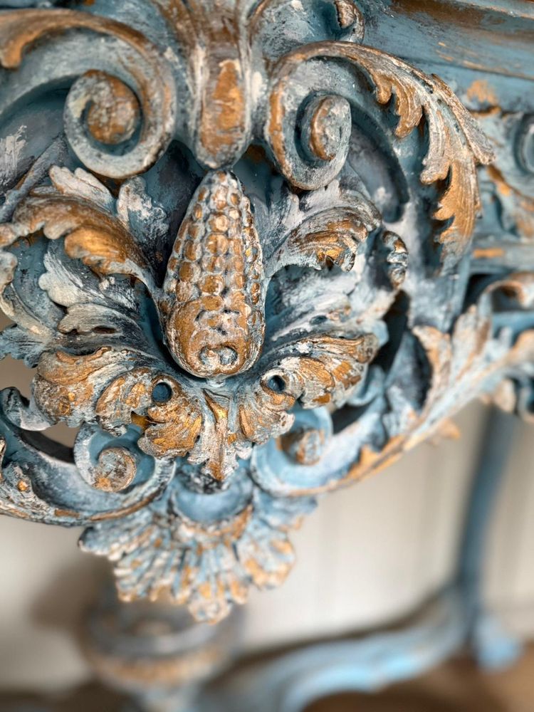 Console italienne avec mascarons et belle sculpture datant du 19e siècle 