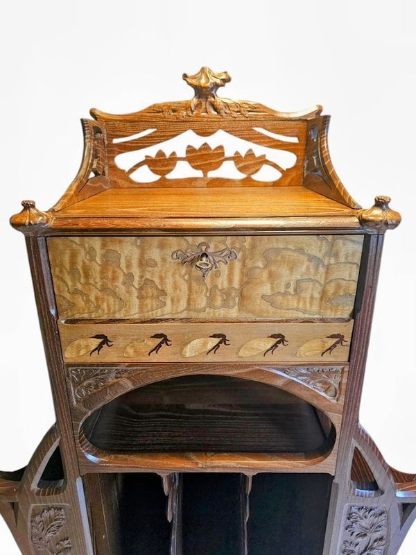 Maurice Alet Meuble d'Entre-deux art Nouveau "Aux Cigales"