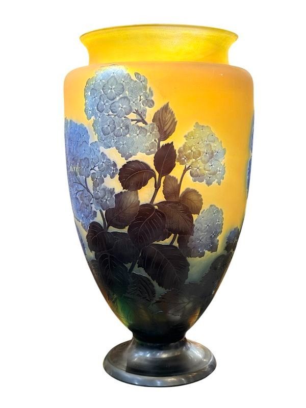 Emile Gallé Monumentale Jugendstil-Vase "Hortensien"