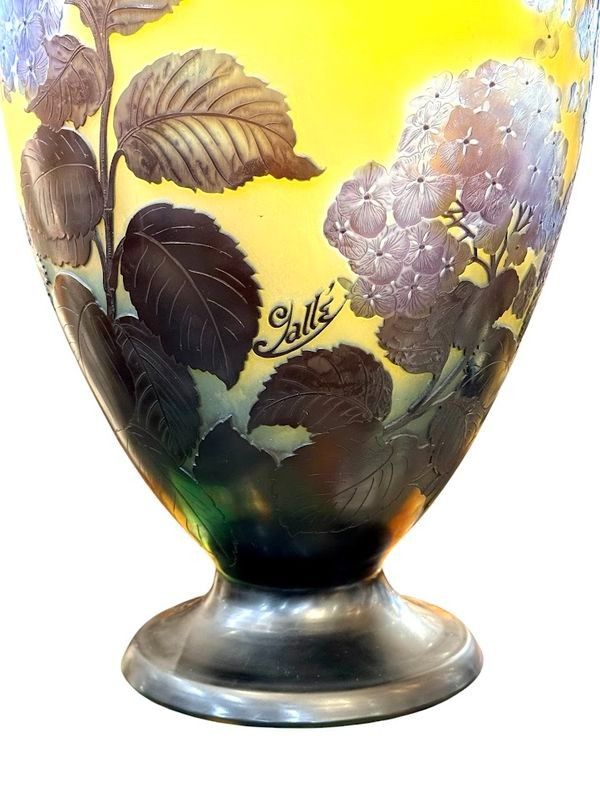 Emile Gallé Monumentale Jugendstil-Vase "Hortensien"