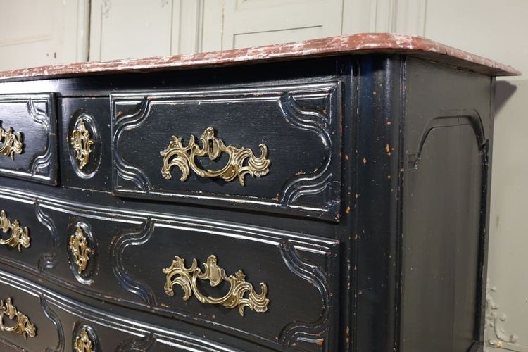 Cassettiera d'epoca Regency. Piano in finto marmo.