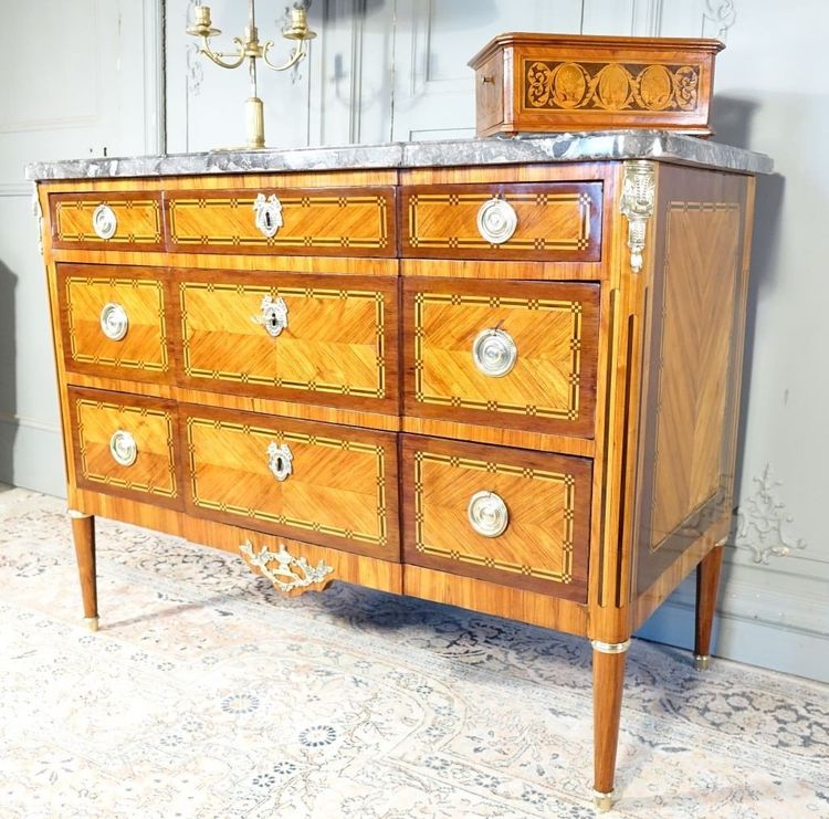 Commode Louis XVI Estampillée M. Ohneberg