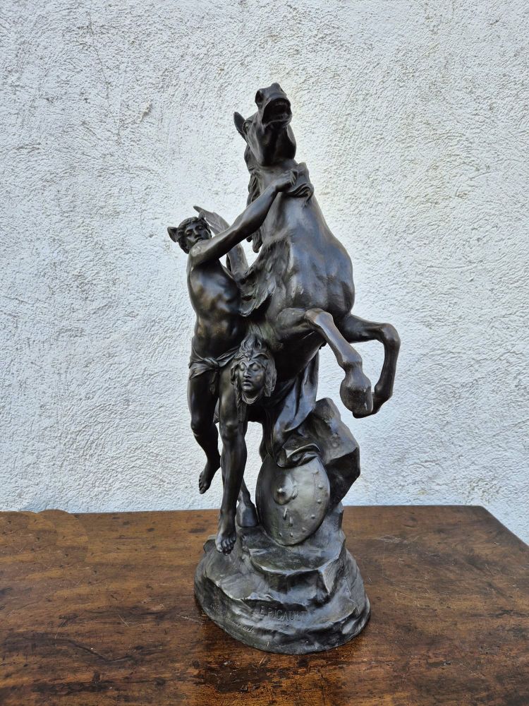 E Picault, Persée ou la naissance de Pégase, Scultura firmata, fine XIX secolo