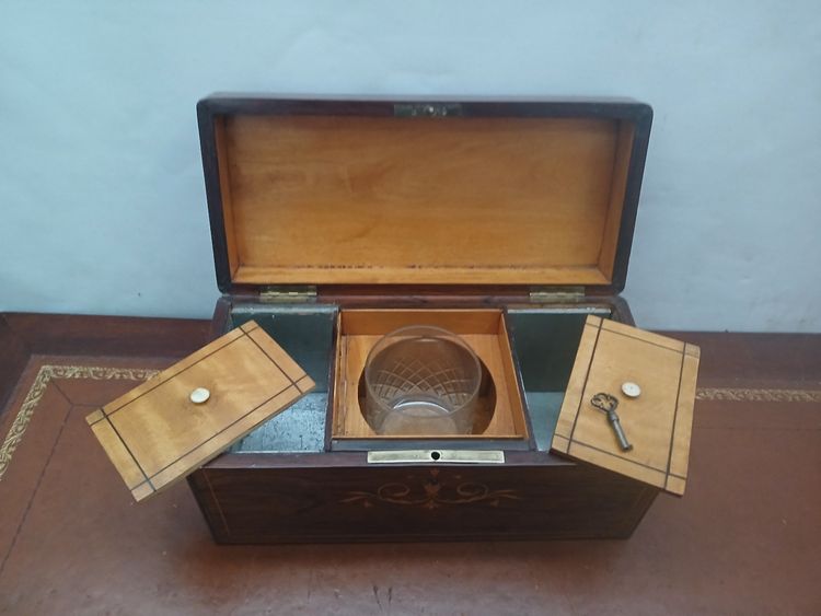 tea caddy