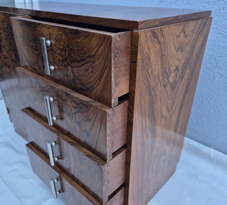 Modernistische Art-Deco-Truhe circa 1930