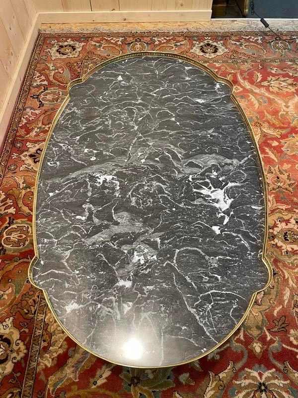 Tavolino da caffè in stile Luigi XVI in marmo grigio