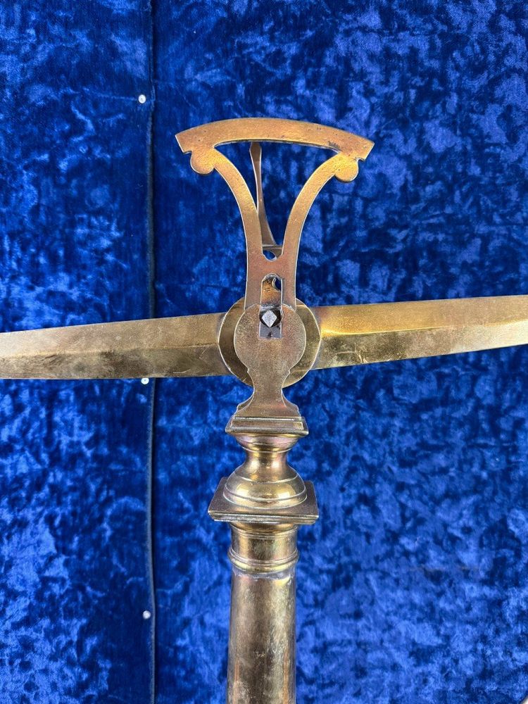 Monumentale Balance d'Apothicairerie En Bronze Et Laiton Doré époque XIXeme  / H76cm