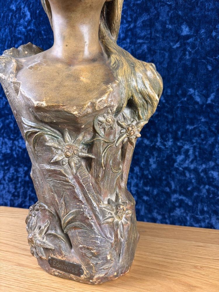 d'Après Villanis : Busto in terracotta periodo Art Nouveau Circa 1900 / H52cm