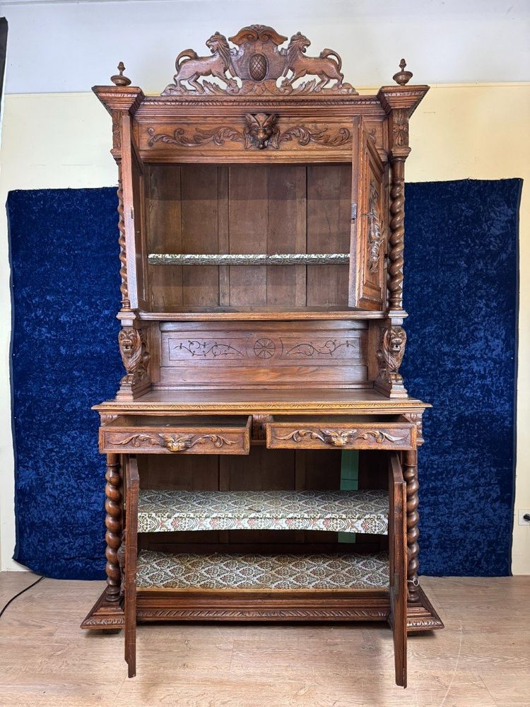 Buffet De Pavillon De Chasse Style Renaissance En Chêne Massif Vers 1850