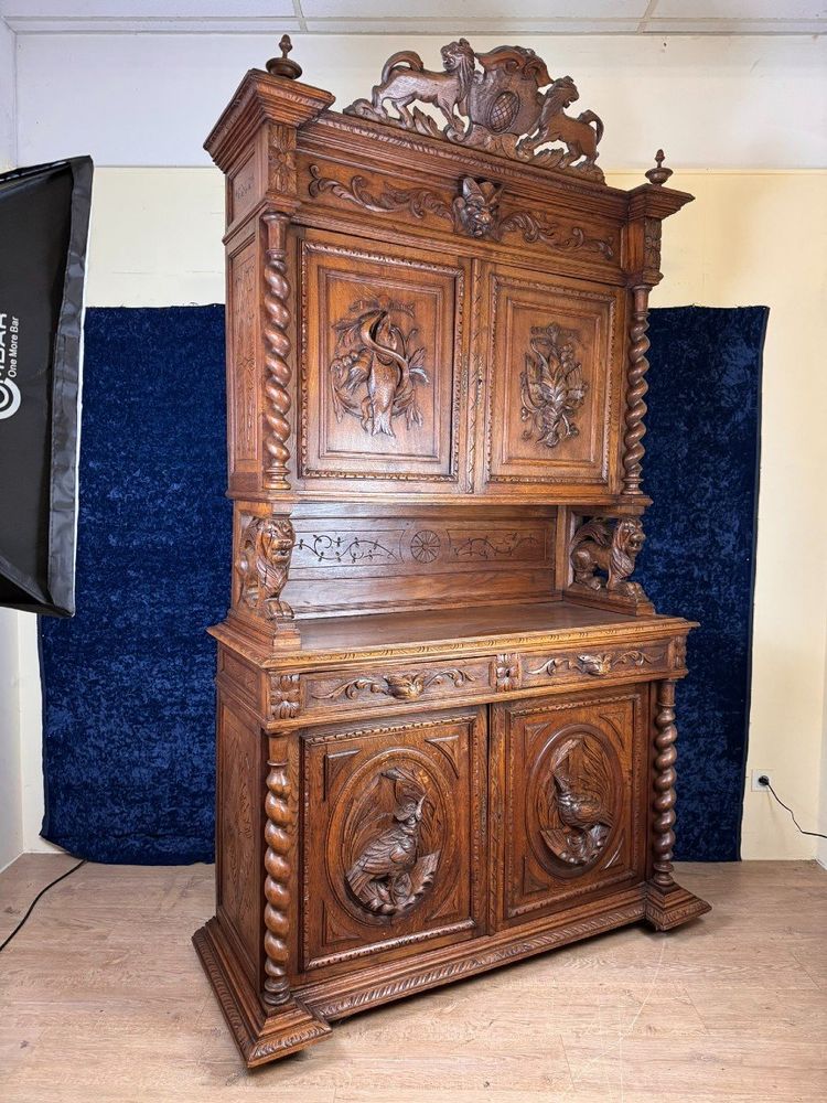 Buffet De Pavillon De Chasse Style Renaissance En Chêne Massif Vers 1850