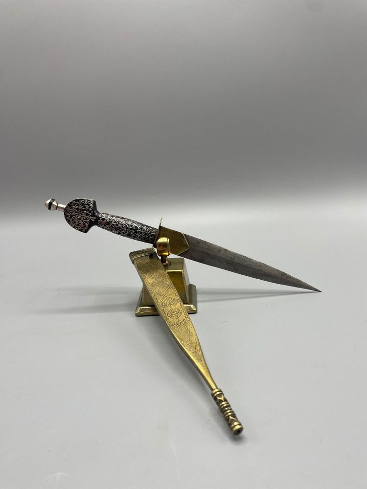 Oriental Berber dagger XIX Century