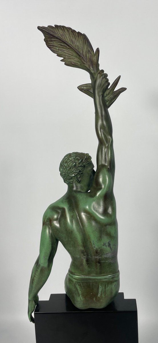 "Victoire" Sculpture Pierre Le Faguays edited by Max Le Verrier
