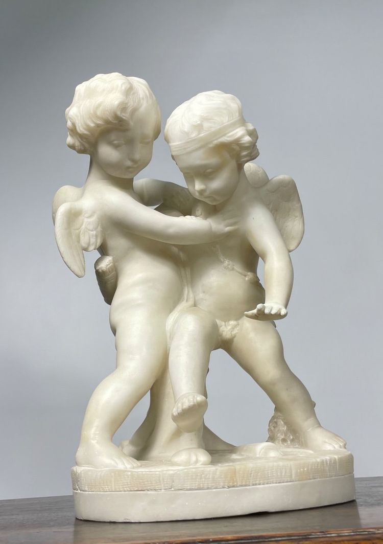 Sculpture En Albâtre De 2 Amours  XIX Siècle