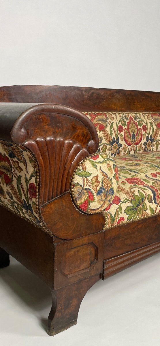 Divano in mogano del periodo Biedermeier 1820 circa