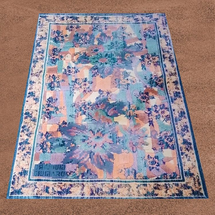 1990s Gorgeous Rug by Giorgetto Giugiaro for Paracchi. Pure wool. Made in Italy