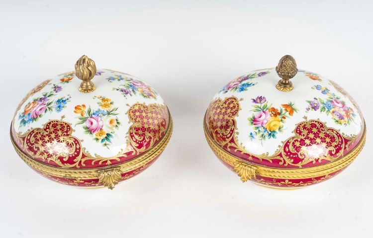 A Pair Of Porcelain Jewelry Boxes, Late 19th Century