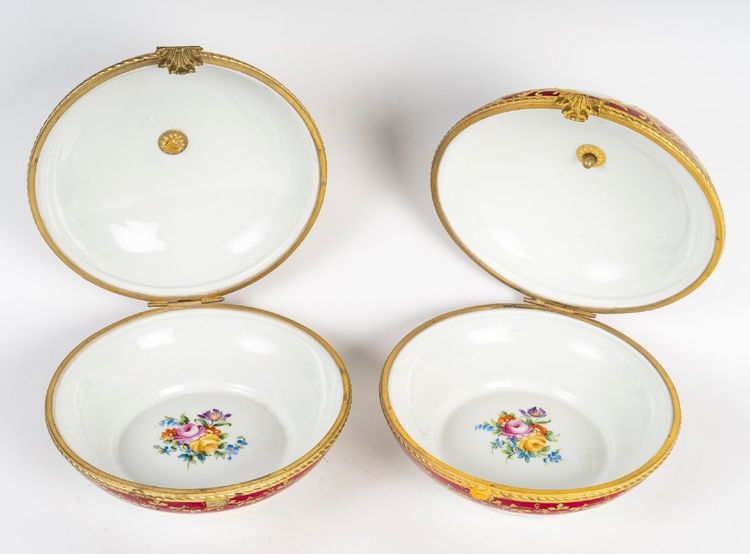 A Pair Of Porcelain Jewelry Boxes, Late 19th Century