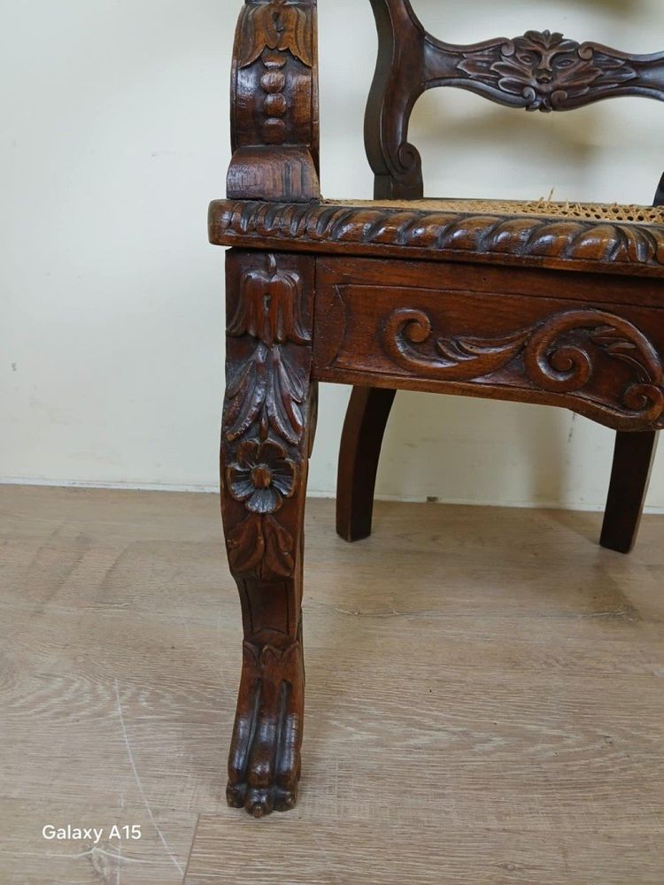 Fauteuil De Bureau Style Renaissance En Chêne Massif Vers 1850