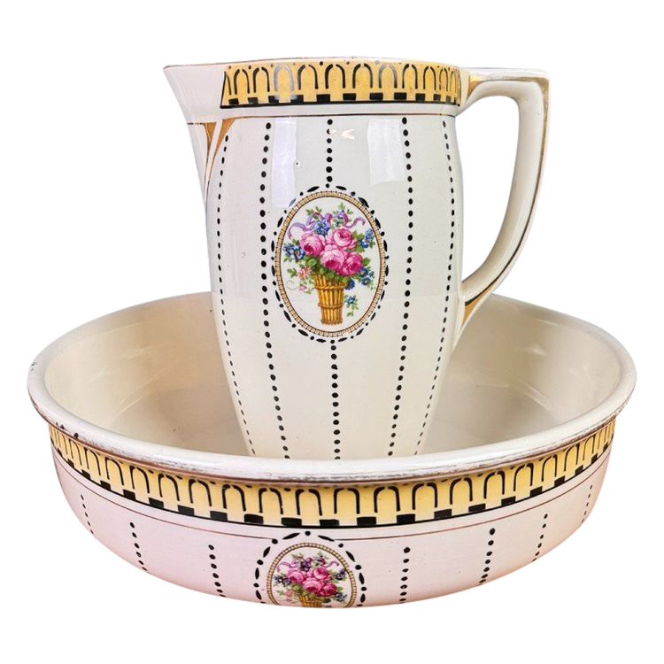 Boch La Louvière époque Art Déco : Grand Broc De Toilette Avec Sa Cuvette Porcelaine
