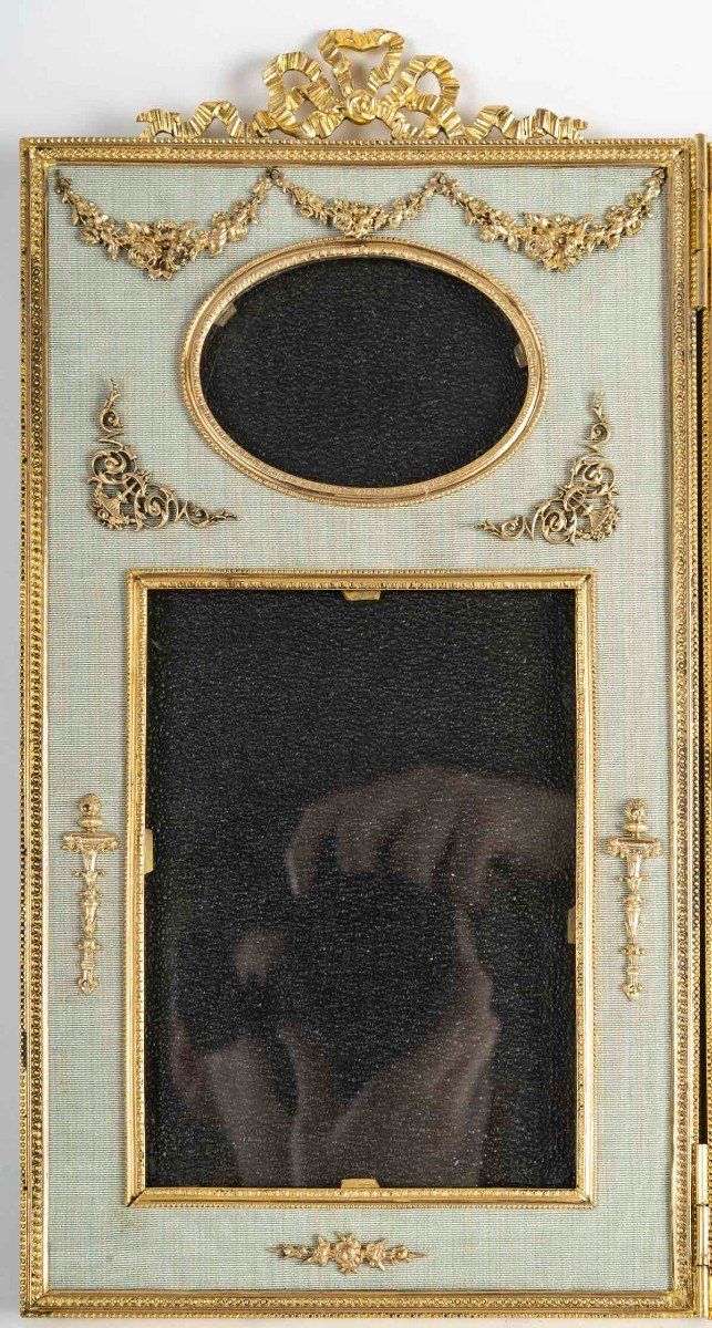A Paravent Photo Frame, Late 19th Century
