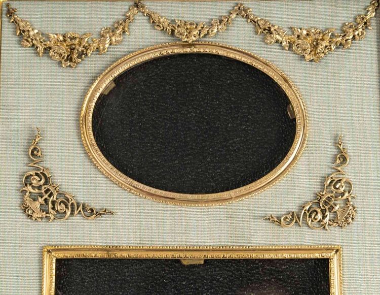 A Paravent Photo Frame, Late 19th Century