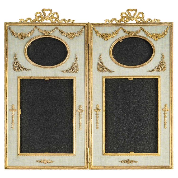 A Paravent Photo Frame, Late 19th Century