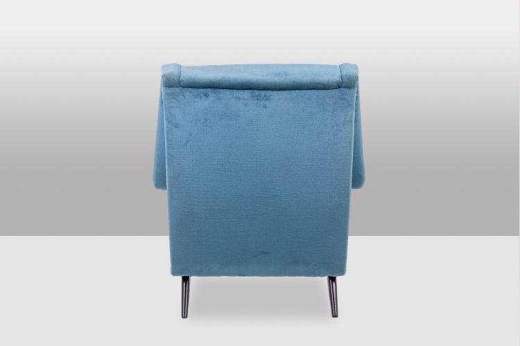 Sessel aus blauem Samt, Beine aus Buchenholz. 1950er Jahre. LS4410409A