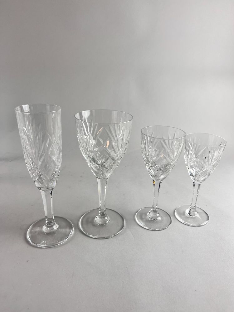 Série de verres modèle CHANTILLY St Louis