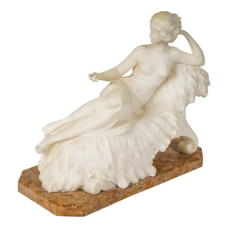 Bellissima scultura di Alberto Saccardi in marmo bianco