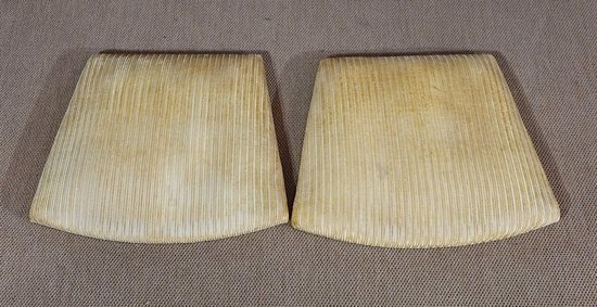Paire de Fauteuils à Crosse en Noyer, époque Restauration – 1ère partie du XIXe 