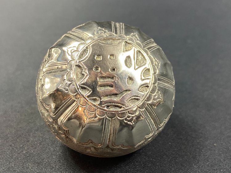 Boite à opium en argent massif Chine XIXe