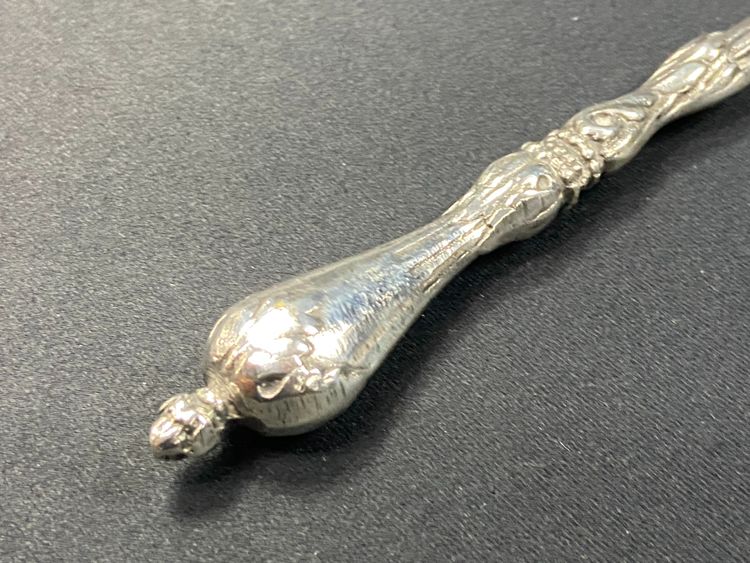 Große Lupe aus versilberter Bronze im Stil Ludwigs XVI.