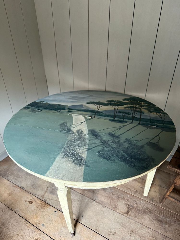 Table console demi lune datant du 18e siècle directoire patinée avec une peinture 
