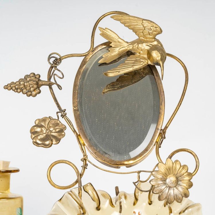 Une Coiffeuse En verre émaillé Et Bronze Doré Fin XIXème Siècle