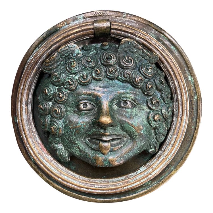 Door knocker in 19th century patinated bronze. Medusa/Gorgon head after the antique.