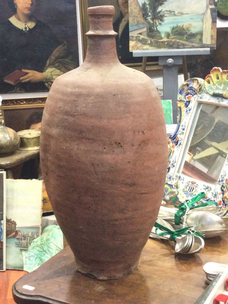 Terracotta jar XIXE