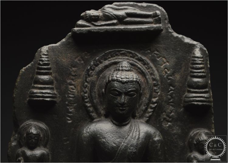 Inde, Dynastie Pāla-Sena, Xème-XIIème siècle, Fragment de stèle en pierre représentant Bouddha