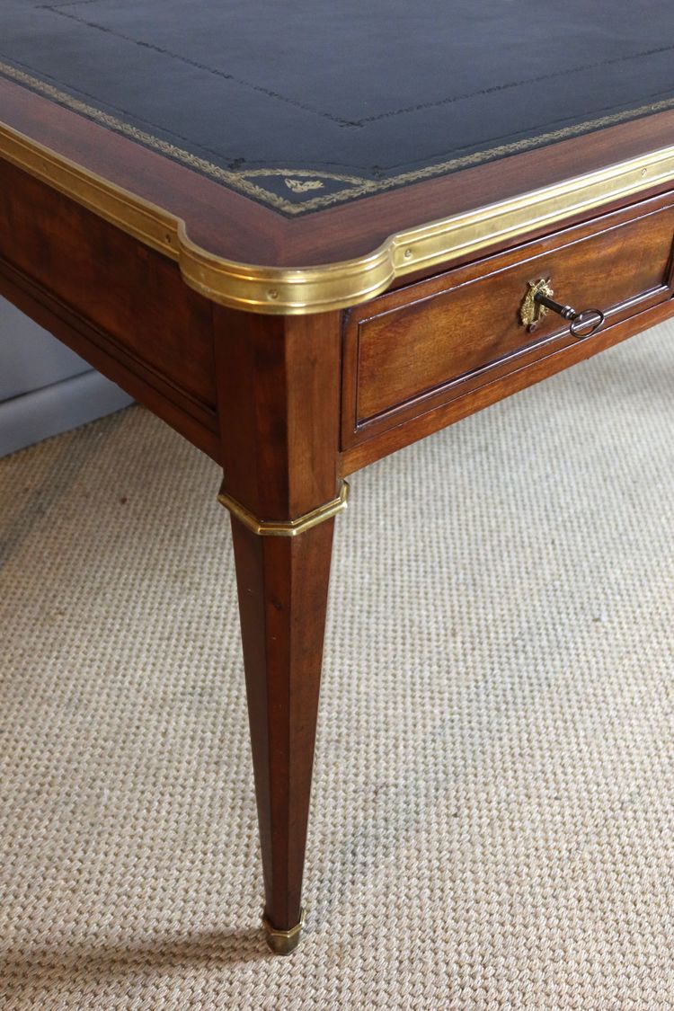 Bureau plat époque XIXème siècle