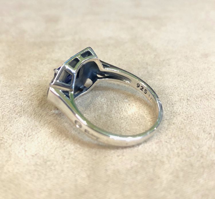 Anello in lapislazzuli e marcasite