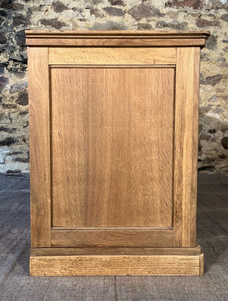 Ancien meuble de metier en chene a porte coulissante