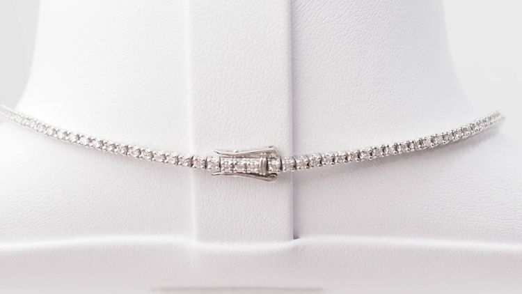 Collier rivière en or blanc et diamants 2,37cts