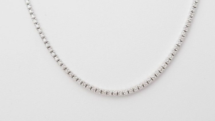 Collier rivière en or blanc et diamants 2,37cts