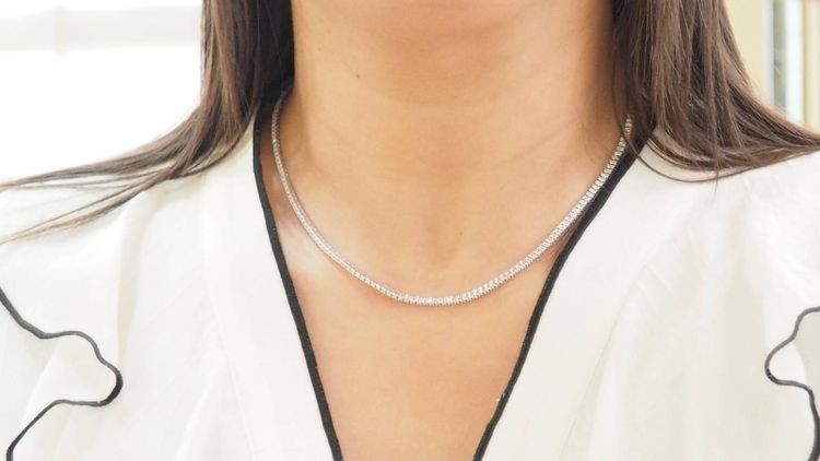 Collier rivière en or blanc et diamants 2,37cts
