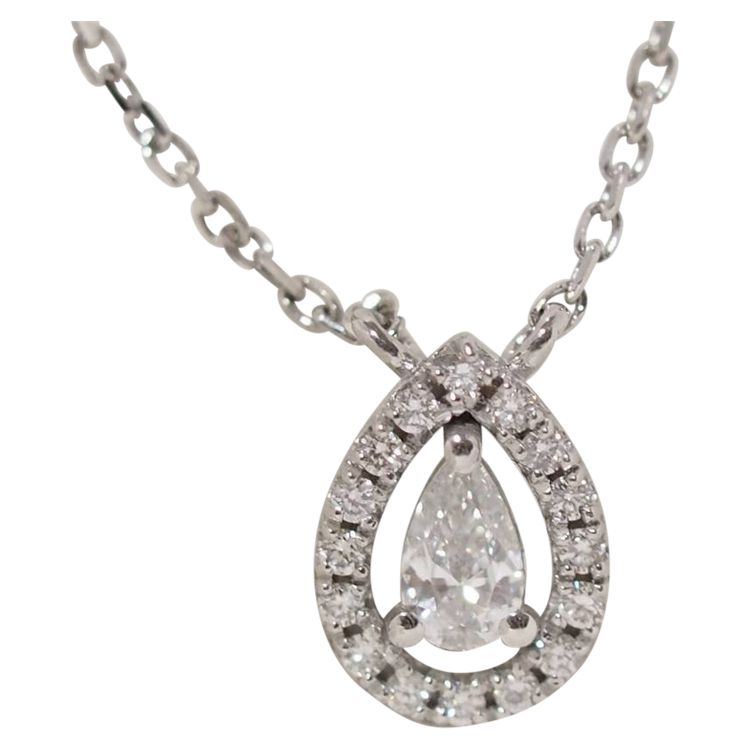 Collana con ciondolo in oro bianco e diamanti