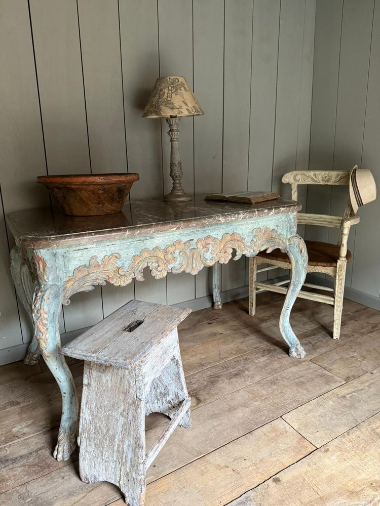 Console ( table ) à gibier Louis XIV datant du 18 e siècle 