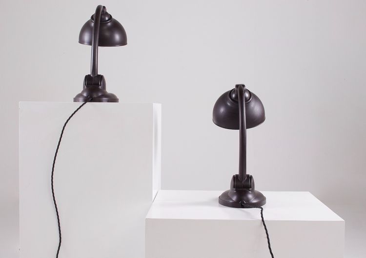 Paire de lampes Art Déco en bakélite.