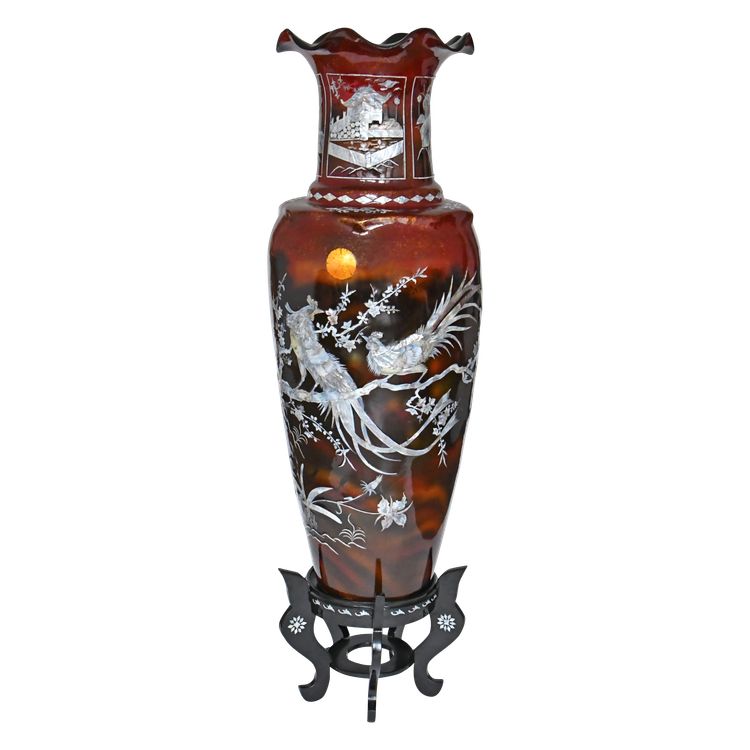 Important vase de Chine en carton bouilli, fibre et marqueterie de nacre